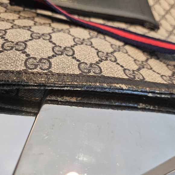 Authentic GUCCI Tote - Picture 11 of 11